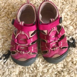 Keen water shoes Toddler
